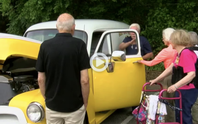 Smith County Alzheimer’s patients reminisce with classic car show